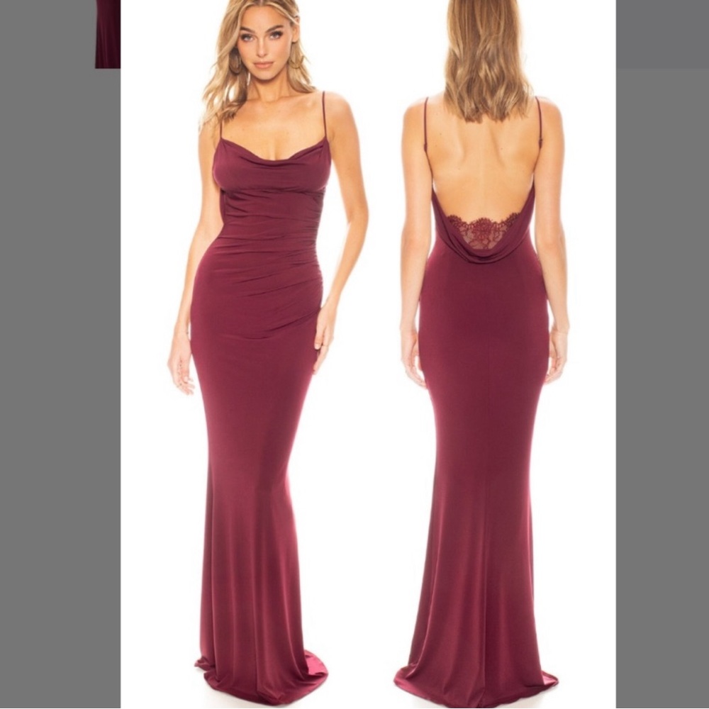 Katie May Surreal Gown Size Small in Wine